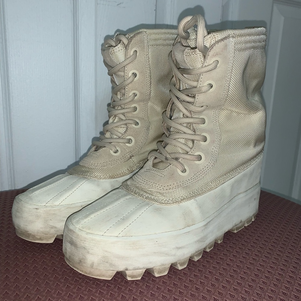 Authentic Yeezy 950 Women Boots